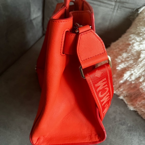 COPY - MCM Tote Bag - Picture 7 of 8